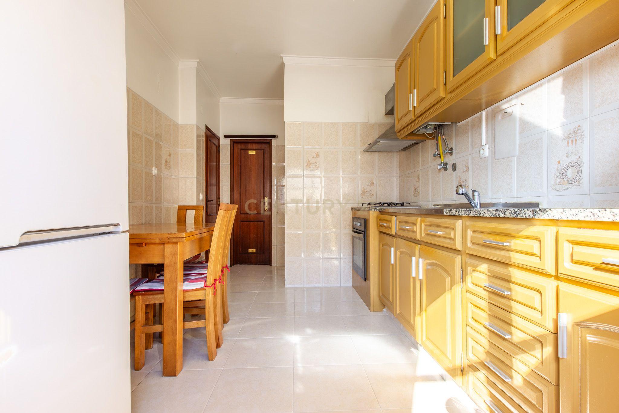 Fotografia 12 de Apartamento T2 em Moita - Oportunidade Única!