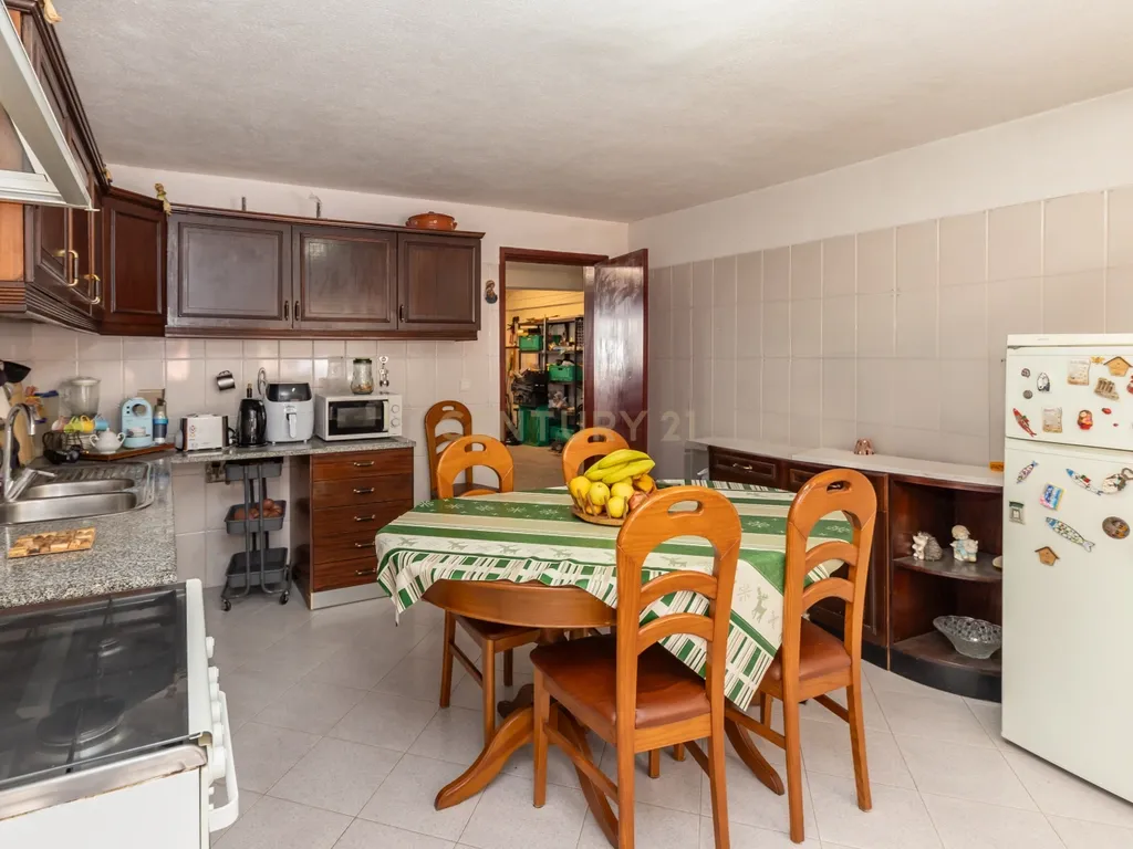 T3 + T1 com Garagem e Logradouro em Corroios, Seixal, Setúbal - Image 35