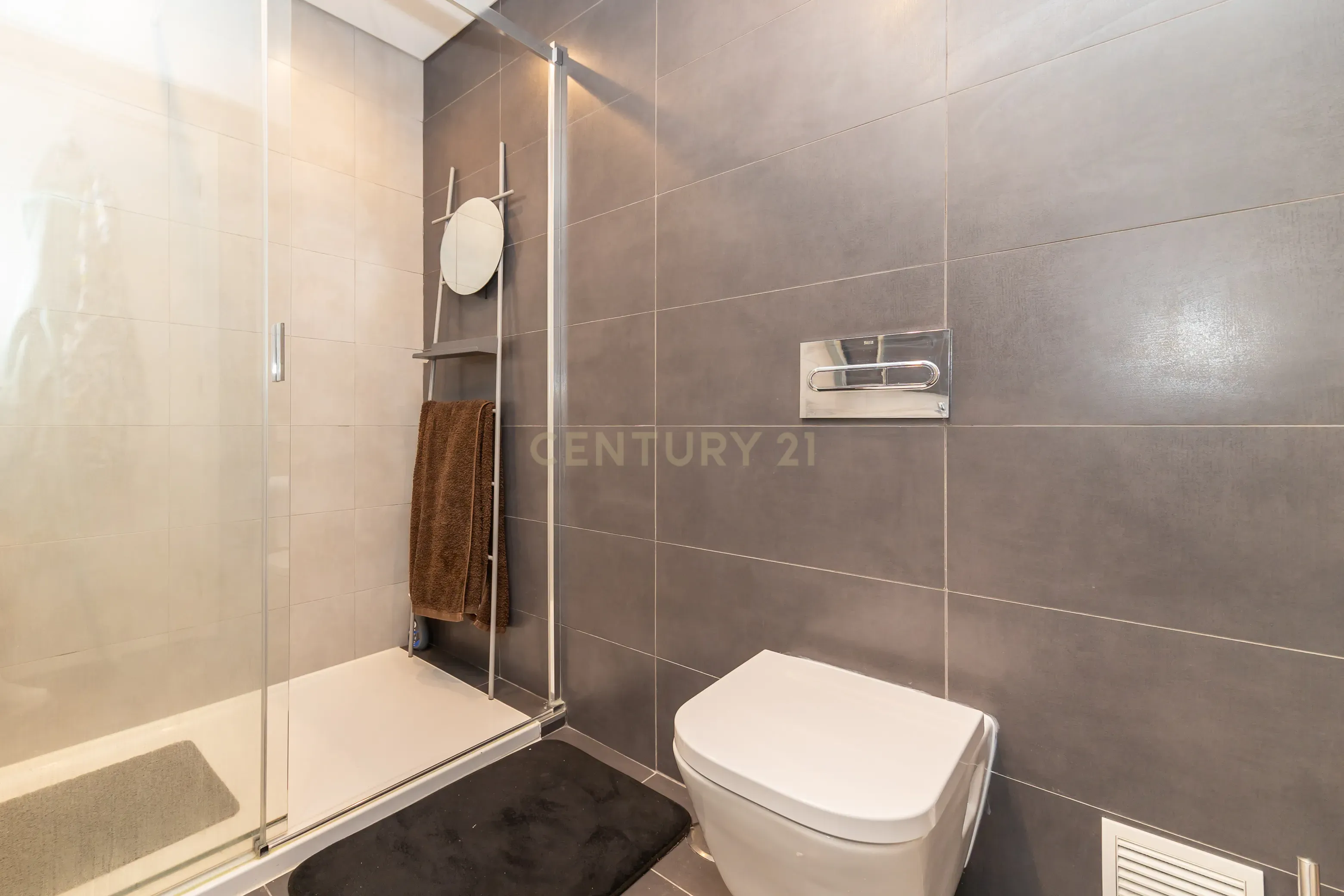 Apartamento T3 em Condomínio de Luxo - One River, Seixal - Image 38