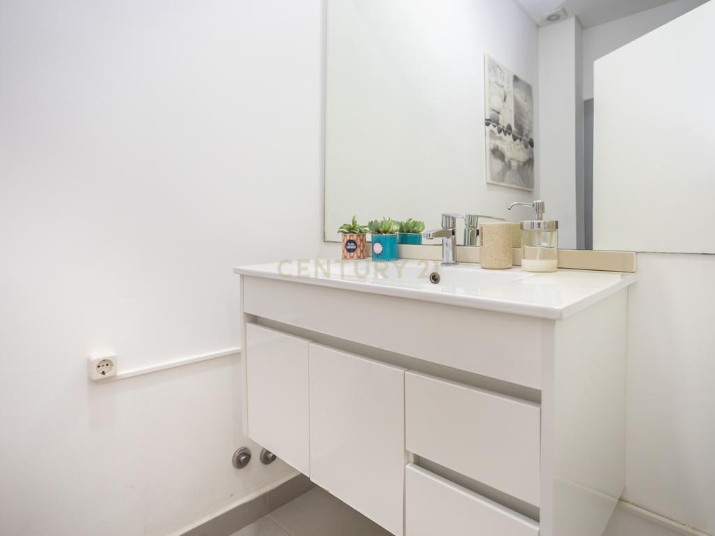 Prédio de Charme Totalmente Renovado no Coração da Baixa de Setúbal – Investimento de Excelência - Image 57