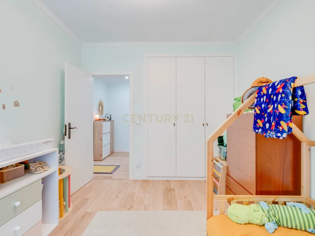 Apartamento T3 em Serzedo, V.N. Gaia - Image 16