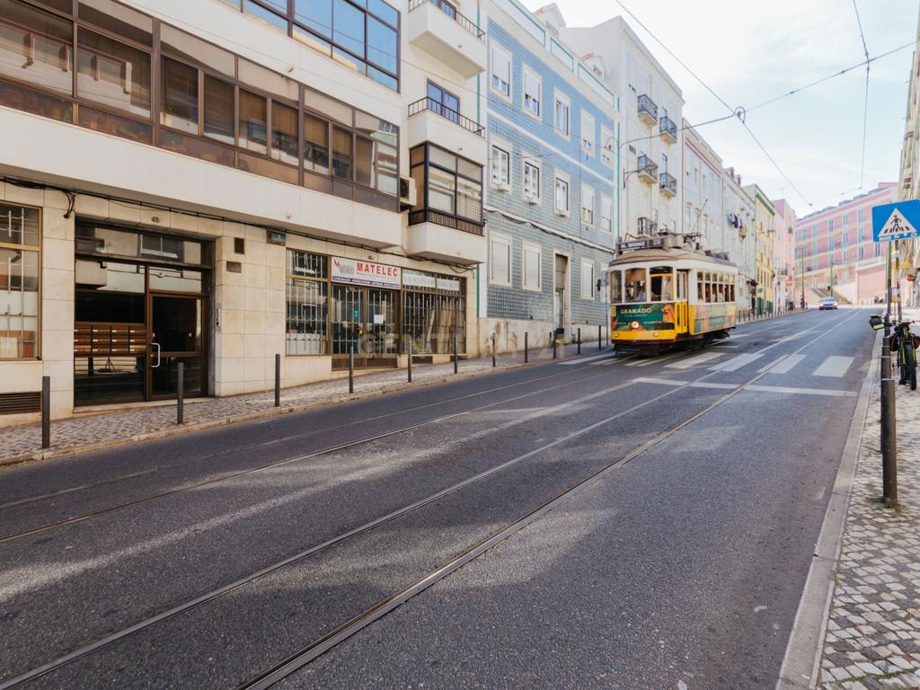 T2+1 com Terraço de 50m², Estacionamento e Localização Premium na Graça / Penha de França - Image 31