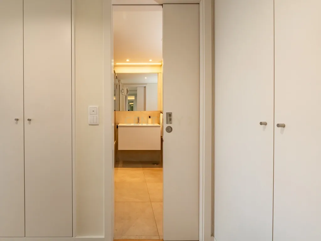 Apartamento T2 no VALRIO II junto ao Parque das Nações - Image 24