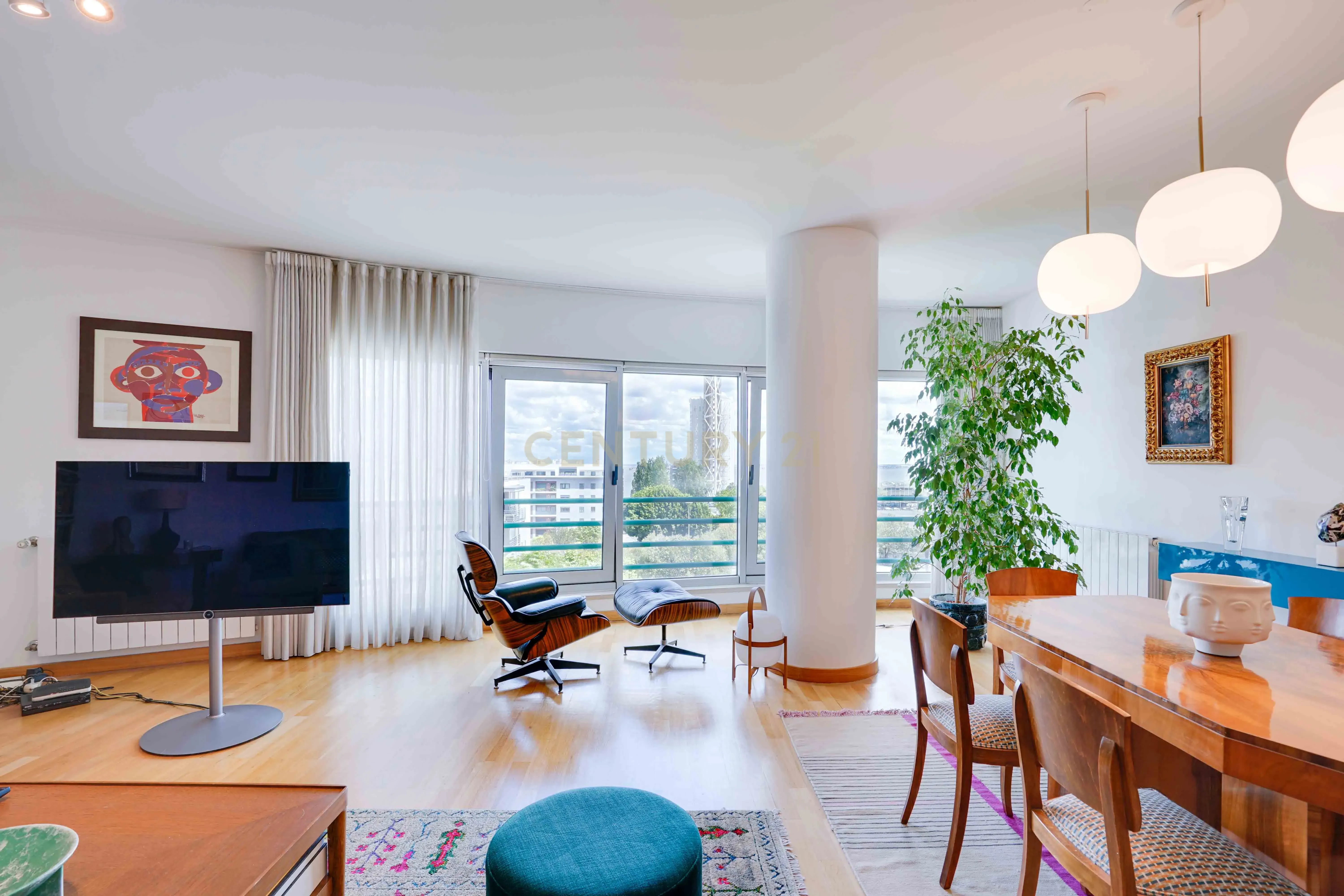 Apartamento T3 com Vista Panorâmica para o rio no Parque das Nações - Image 11