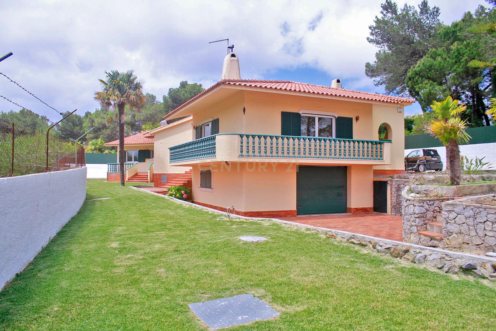 MORADIA TERREA T4+2 | PISCINA | TERRENO 2.000 m2 | CASCAIS | JARDIM | GARAGEM - Image 3