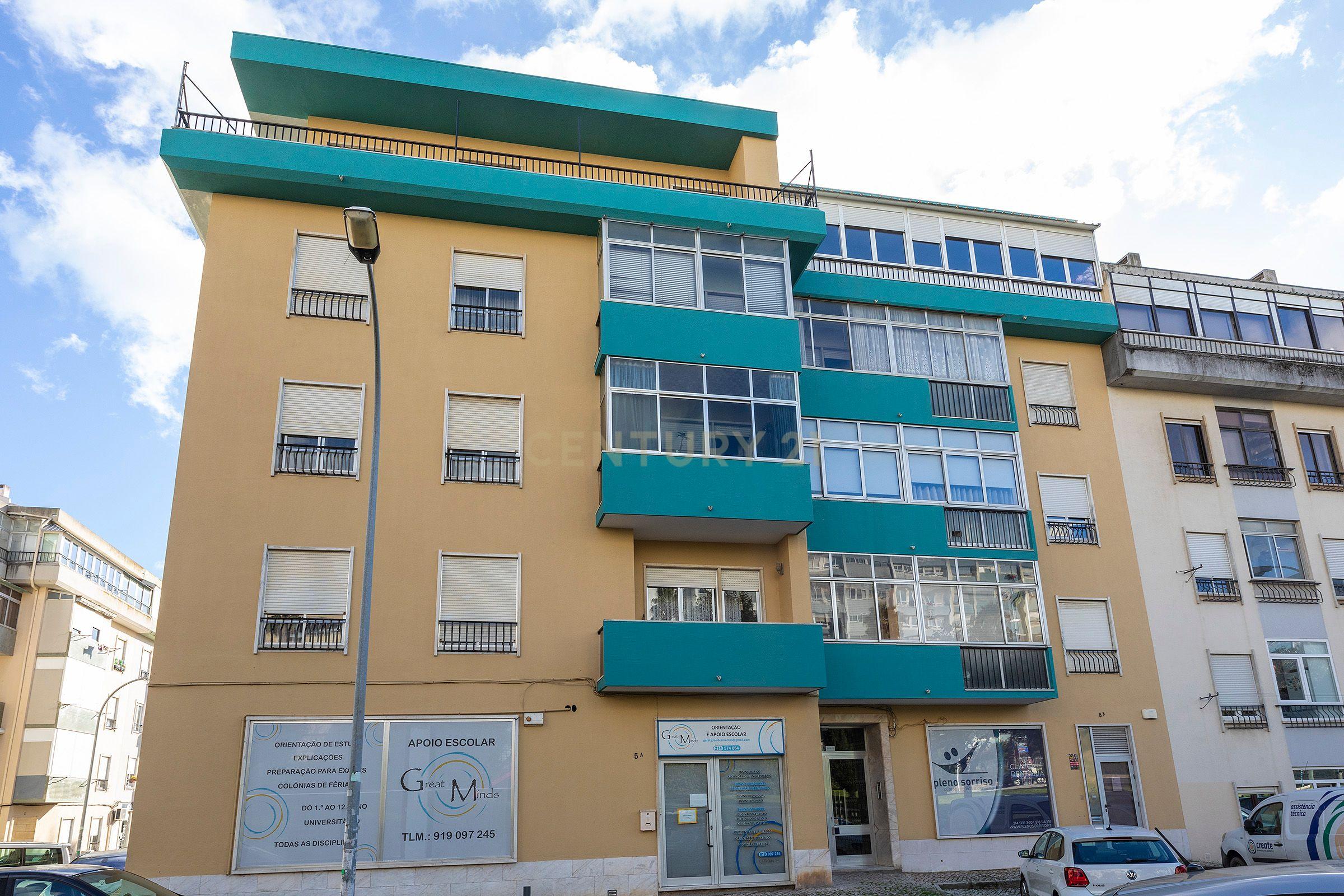 Apartamento T6 | Último Andar | 226m² | Quinta das Palmeiras, Oeiras - Image 7