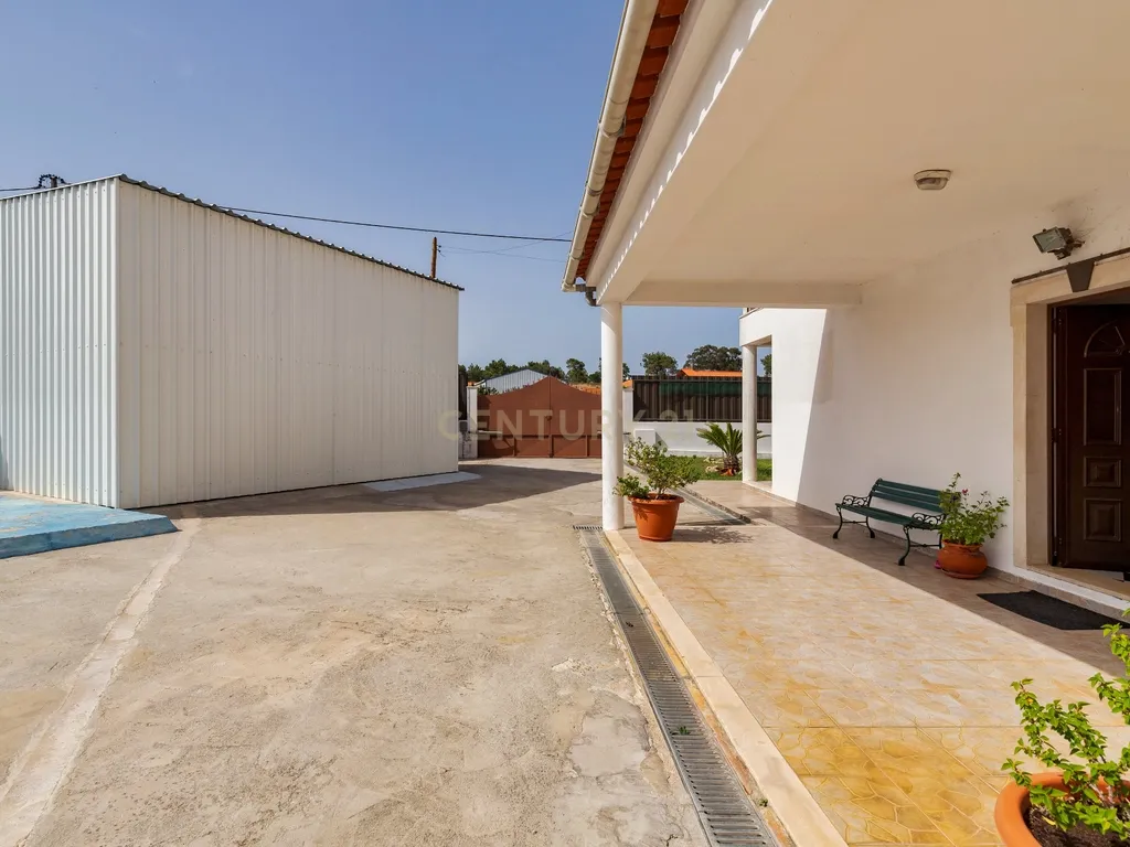 MORADIA T6, ESTRADA DE SANTAS, SETÚBAL - Image 28