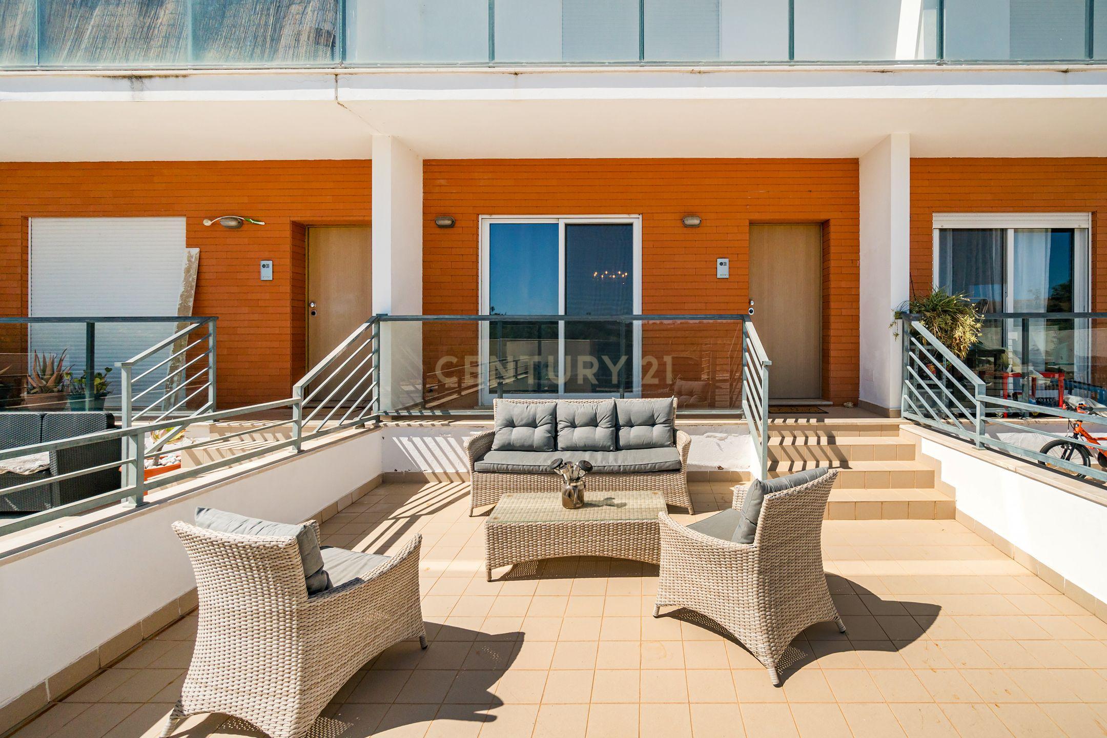 Casa Moderna em Alcantarilha, Silves - Perto da Praia e Golfe - Image 1