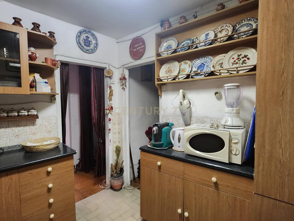 Moradia com 2 apartamentos em Odivelas - Image 17