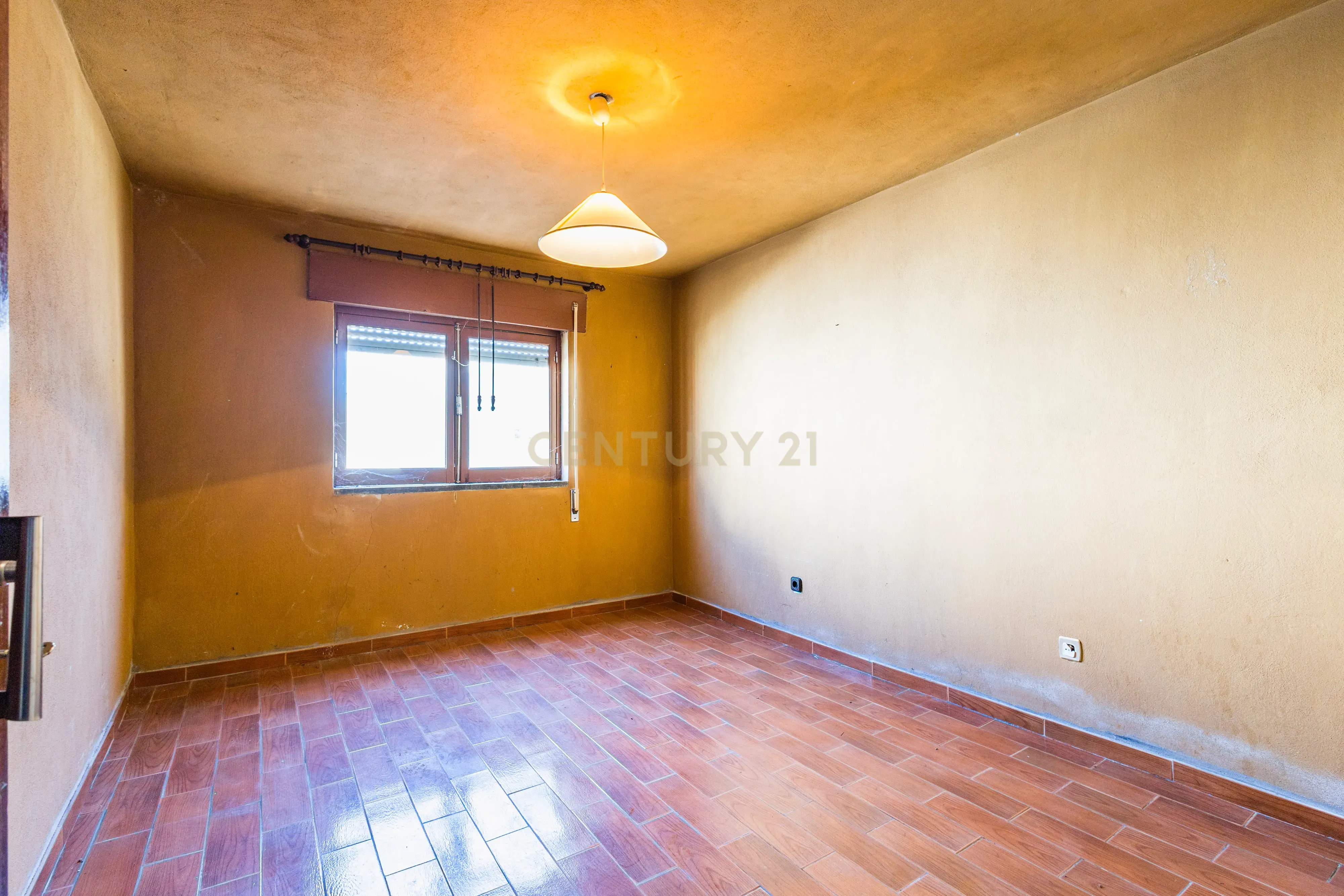 Moradia T2 + 1 - Image 9