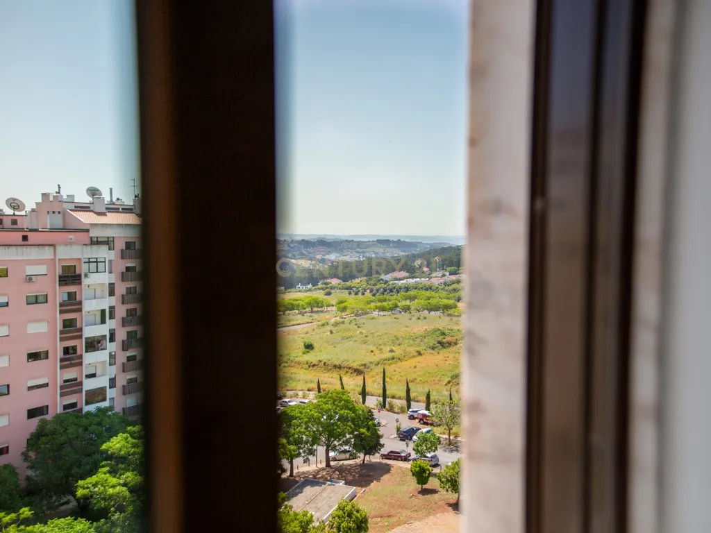 Vende-se T2 S.Marcos c/ arrecadação e vista panorâmica - Image 28