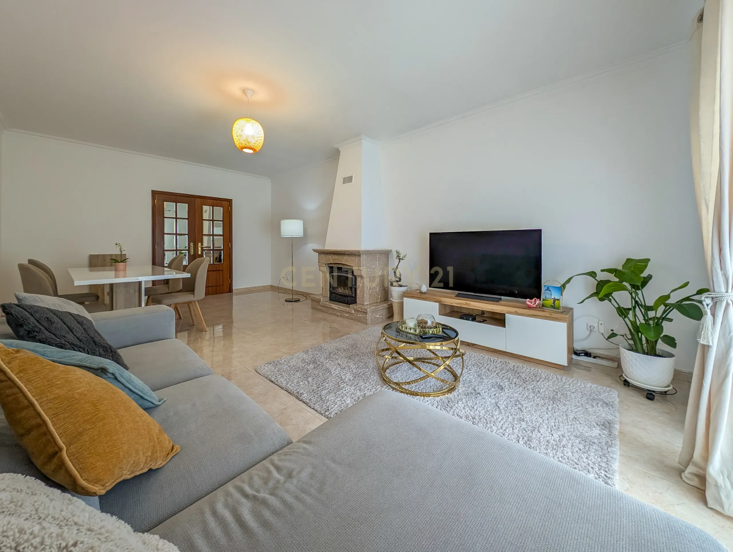 Quinta do Conde - Moradia Geminada Duplex com 142 m², com Garagem - Image 2