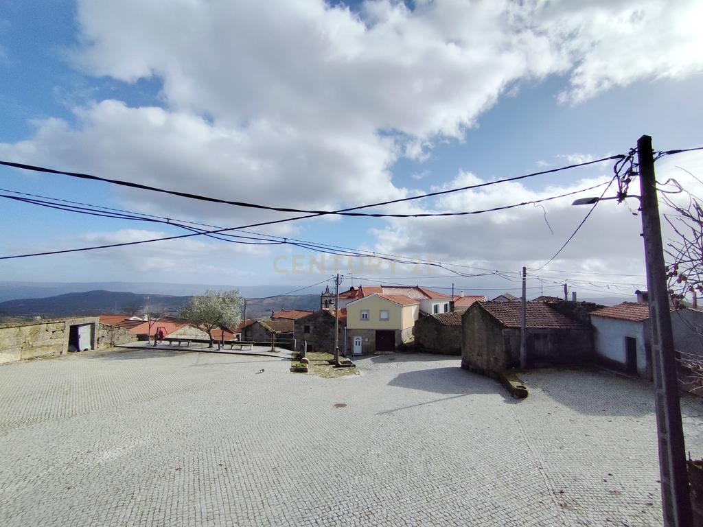 Moradia em pedra com vistas desafogadas a 14 km de Chaves - Image 24