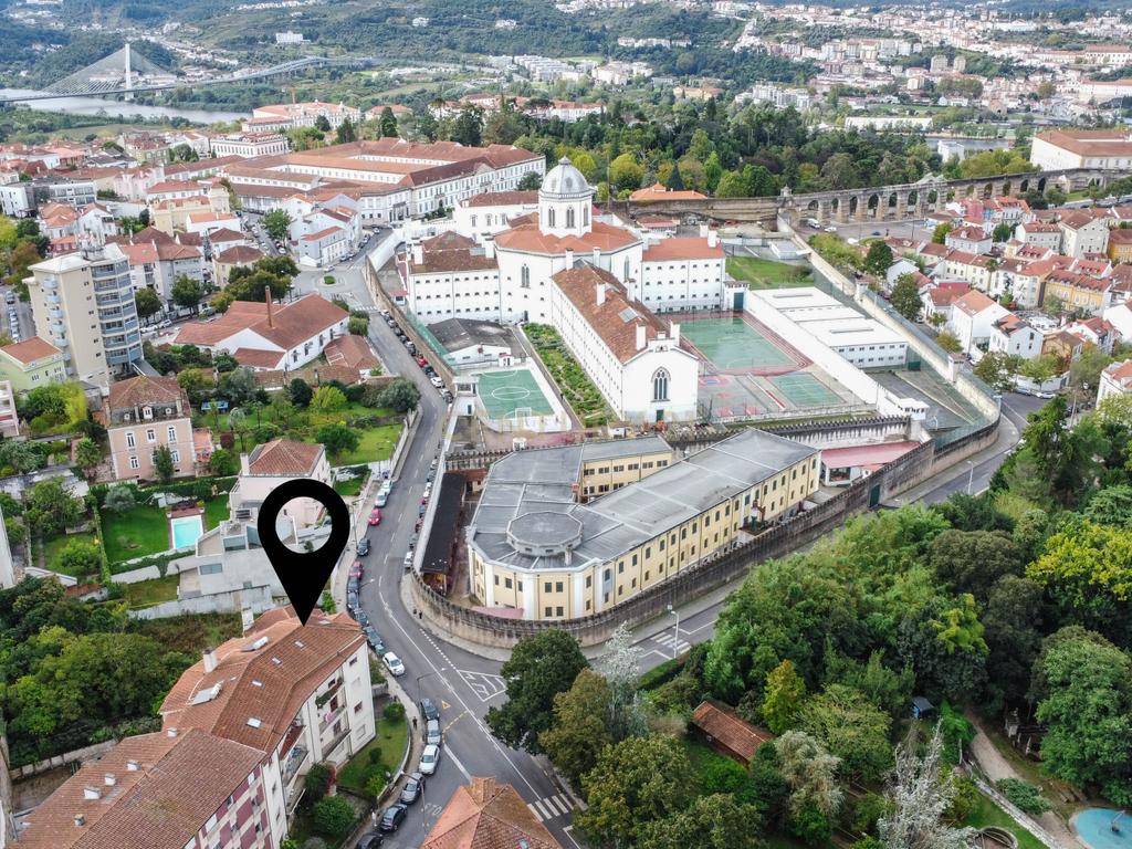 Apartamento transformado em Dois estúdios junto à Praça da República - Image 6