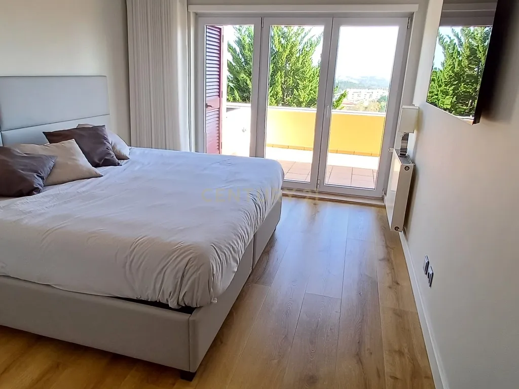 Arrendar * Apartamento T3 BELAS CLUBE CAMPO Vista Campo e Rio - Image 23