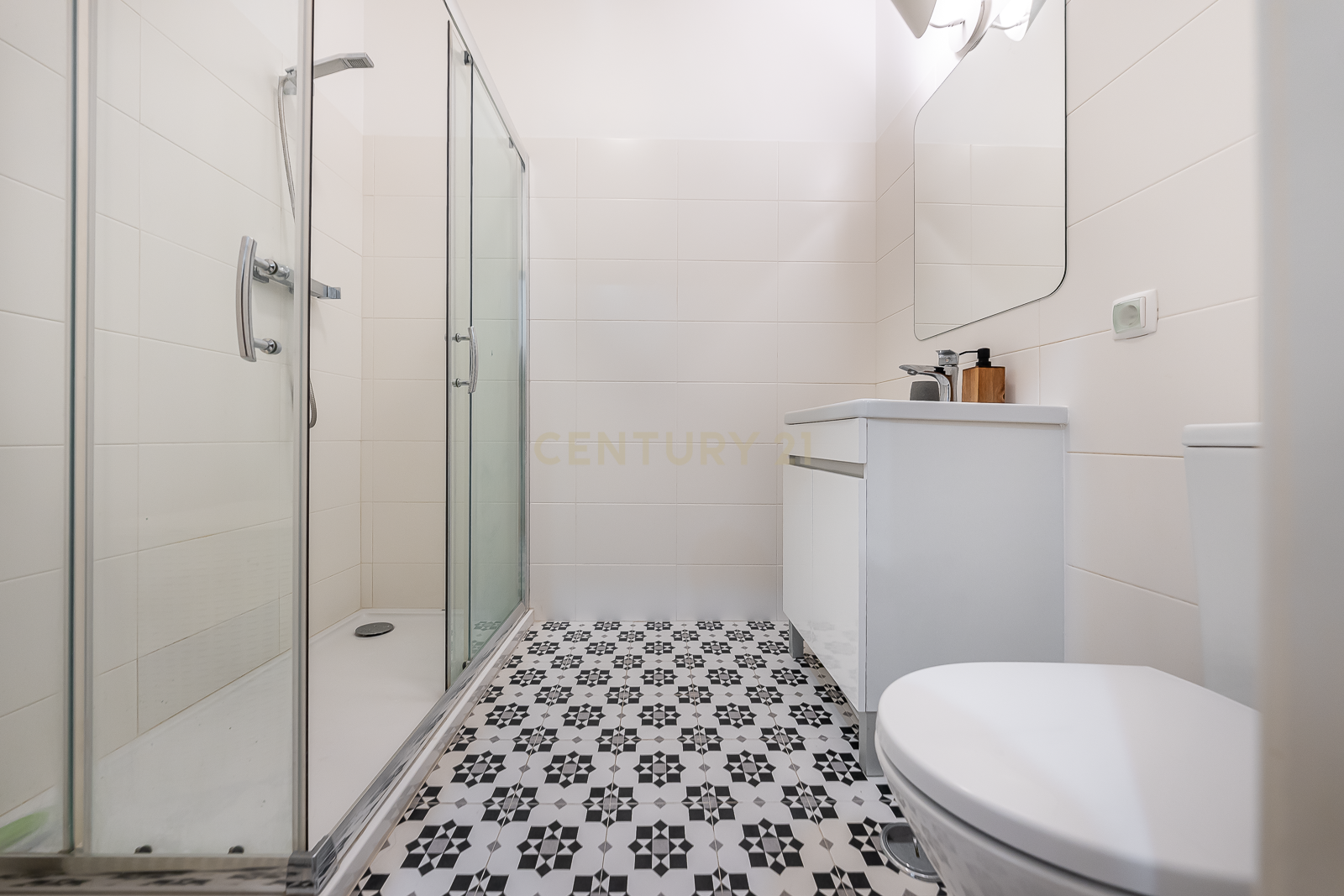 Apartamento T2 - Estefânia - Lisboa - Image 10
