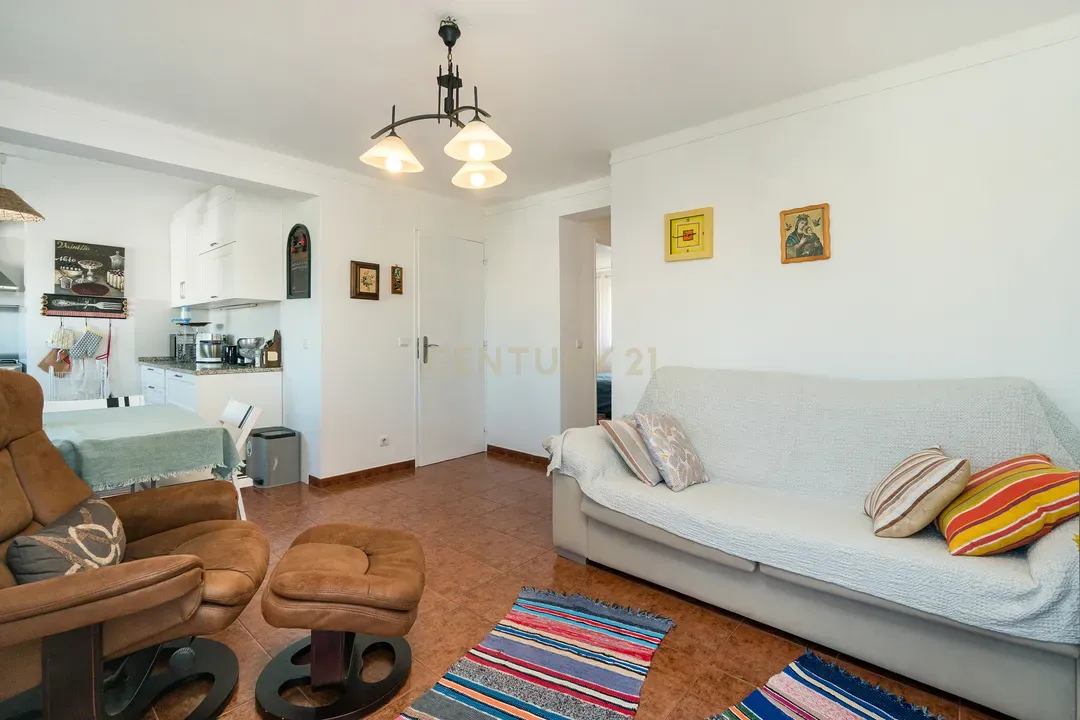 Apartamento T3 com Vista Mar no Centro de Tavira - Image 4
