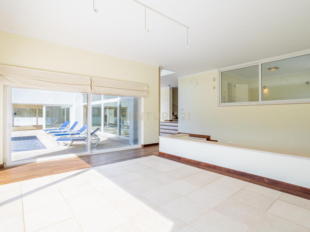 Moradia T5 Vista Golfe | Belas Clube de Campo - Image 11