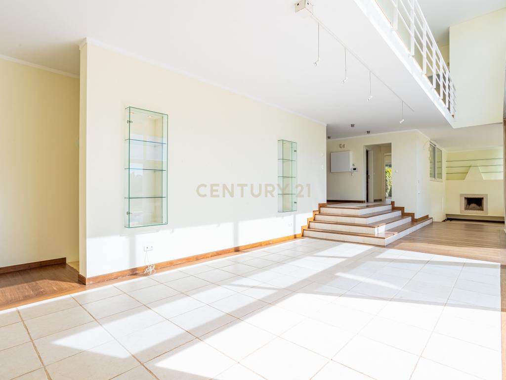 Moradia T5 Vista Golfe | Belas Clube de Campo - Image 9