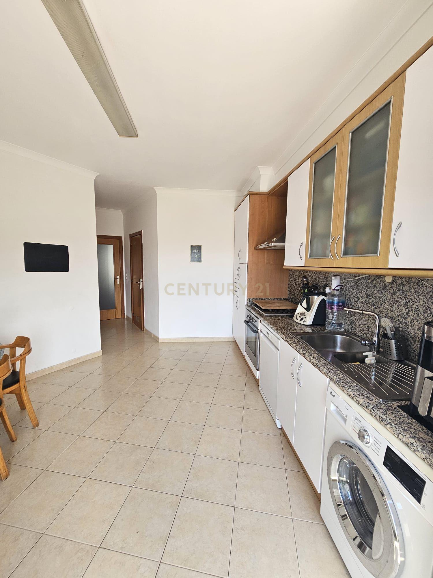Fotografia 9 de Apartamento T3 com Vista para a Cidade em Ericeira, Mafra