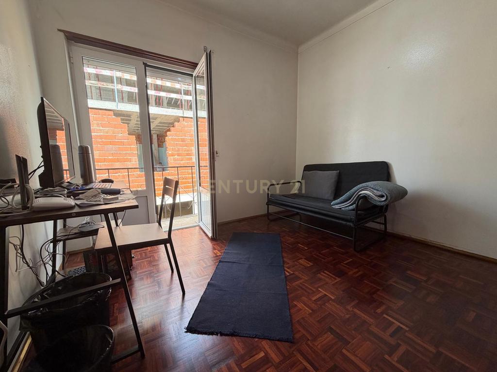 Moradia T2 no centro de Tomar, Santarém - Oportunidade Única - Image 9