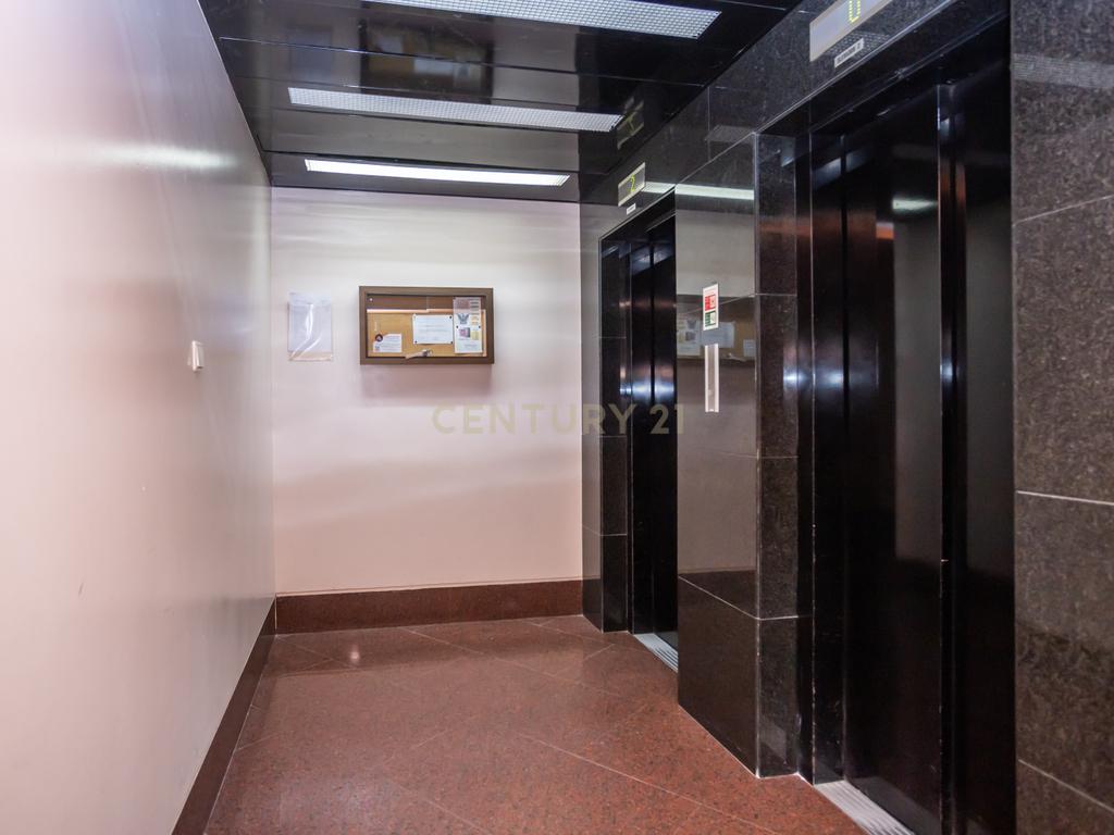 Apartamento T4, centro de Almada com terraço - Image 41