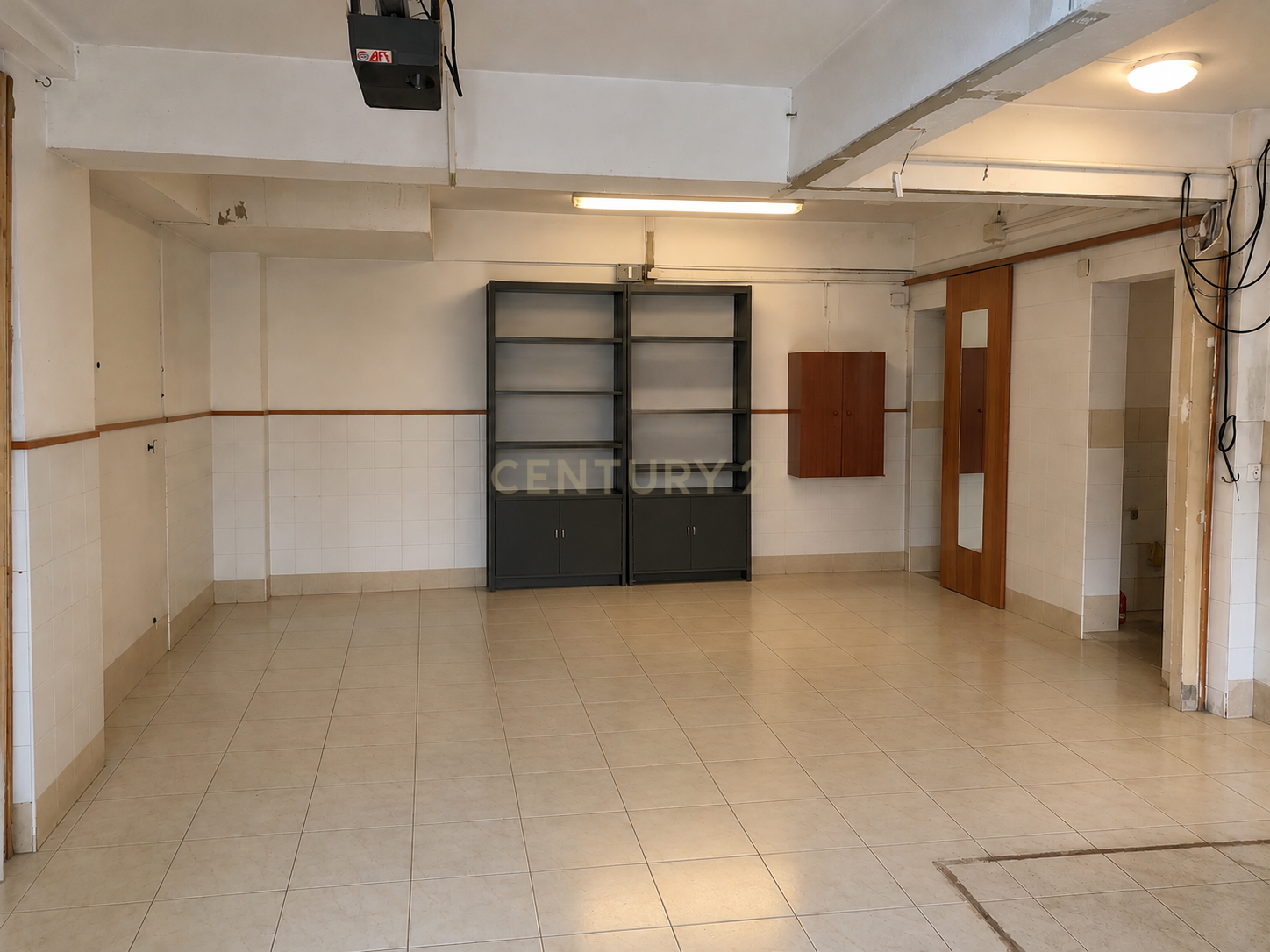 Fotografia 4 de Armazém de 93m2 na Povoa de Stº Adrião