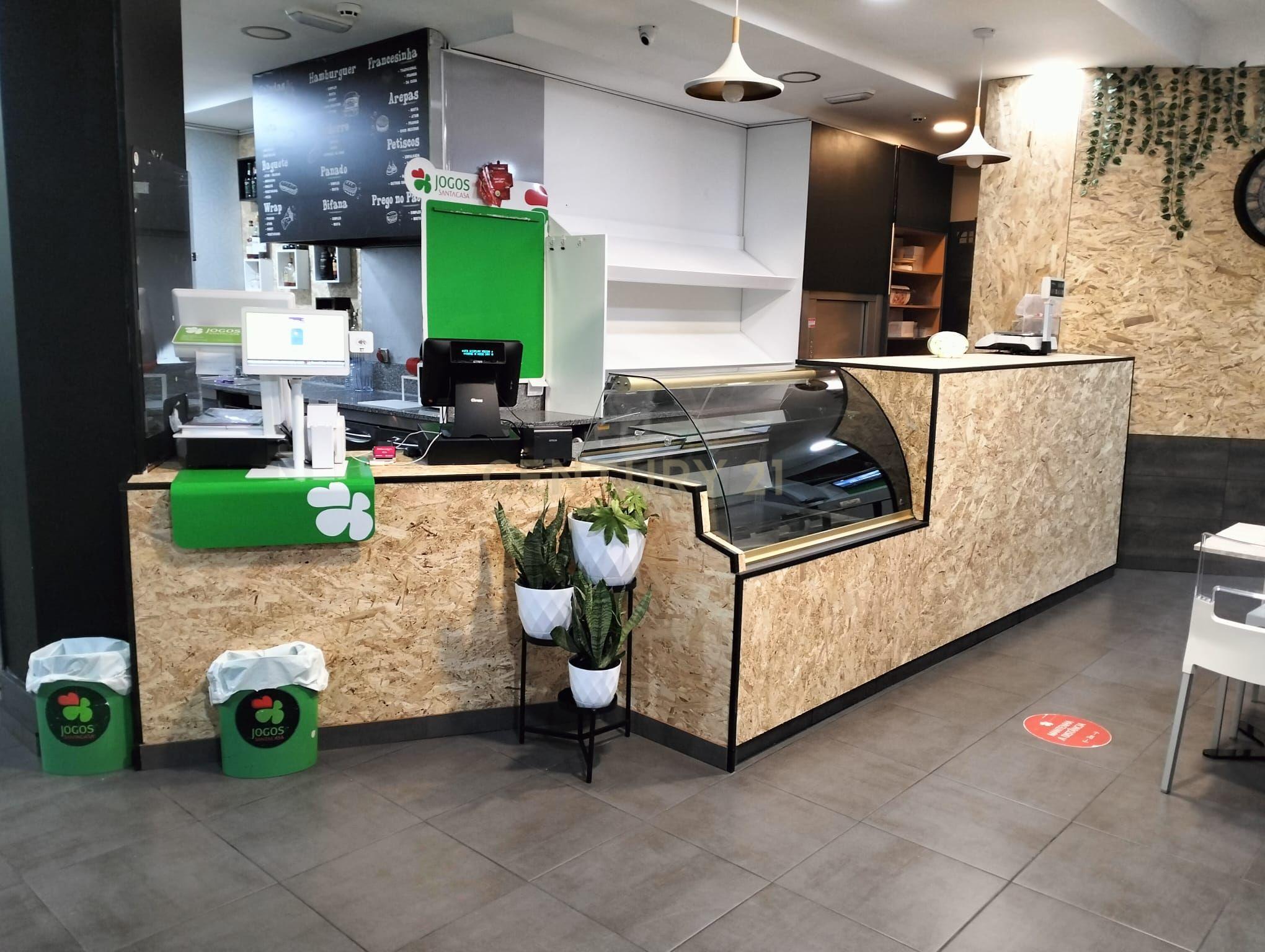 Café e padaria em Esgueira, Aveiro - Oportunidade Única!