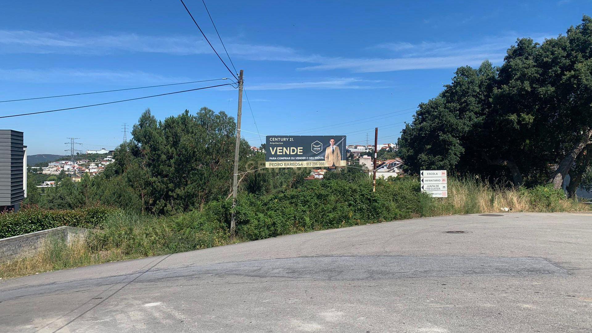 Land for sale in Paredes, Portugal — €150,000