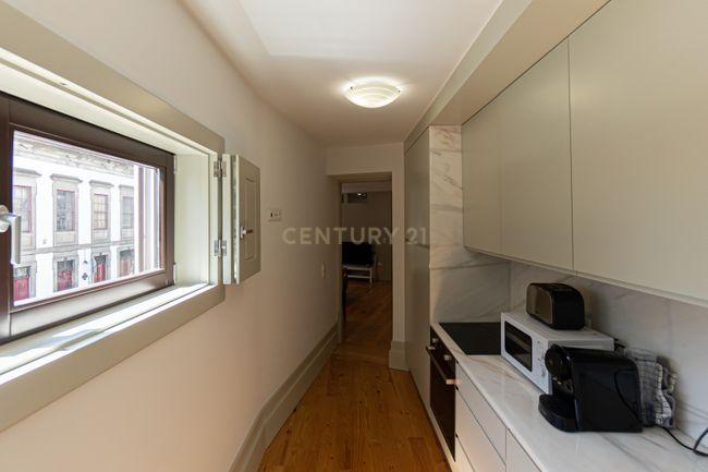 Apartamento T1 de charme com jardim no centro do Porto - Image 10