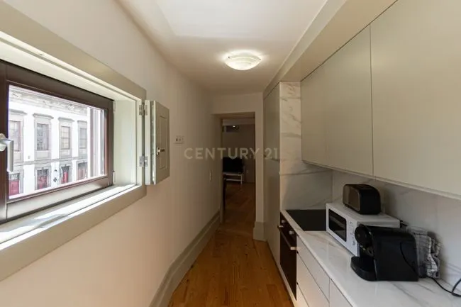 Apartamento T1 de charme com jardim no centro do Porto - Image 10