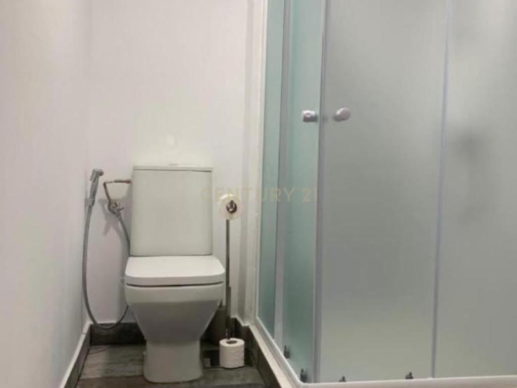 Apartamento T3 + 1 com Licença de Alojamento Local – Estrela / Campo de Ourique, Lisboa - Image 7