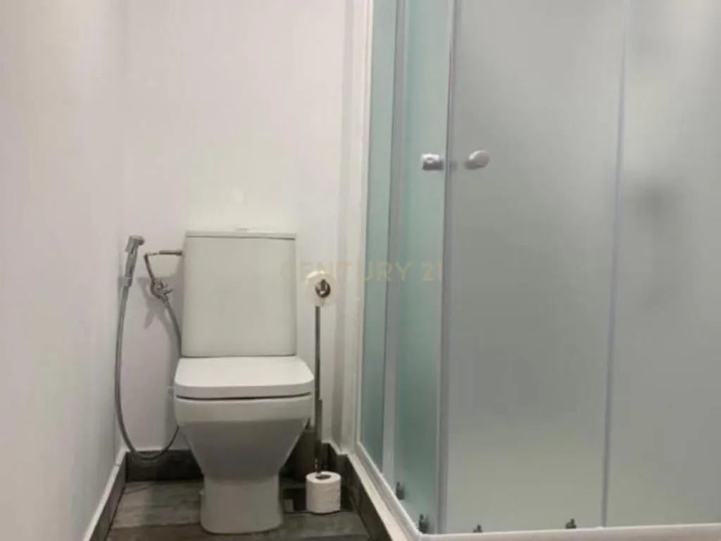 Apartamento T3 + 1 com Licença de Alojamento Local – Estrela / Campo de Ourique, Lisboa - Image 7