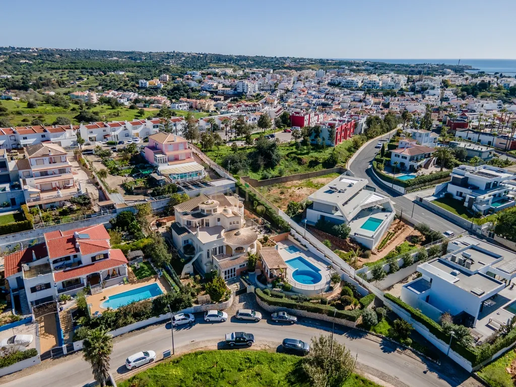 Moradia em Ferragudo com Vista para o Rio - Image 5