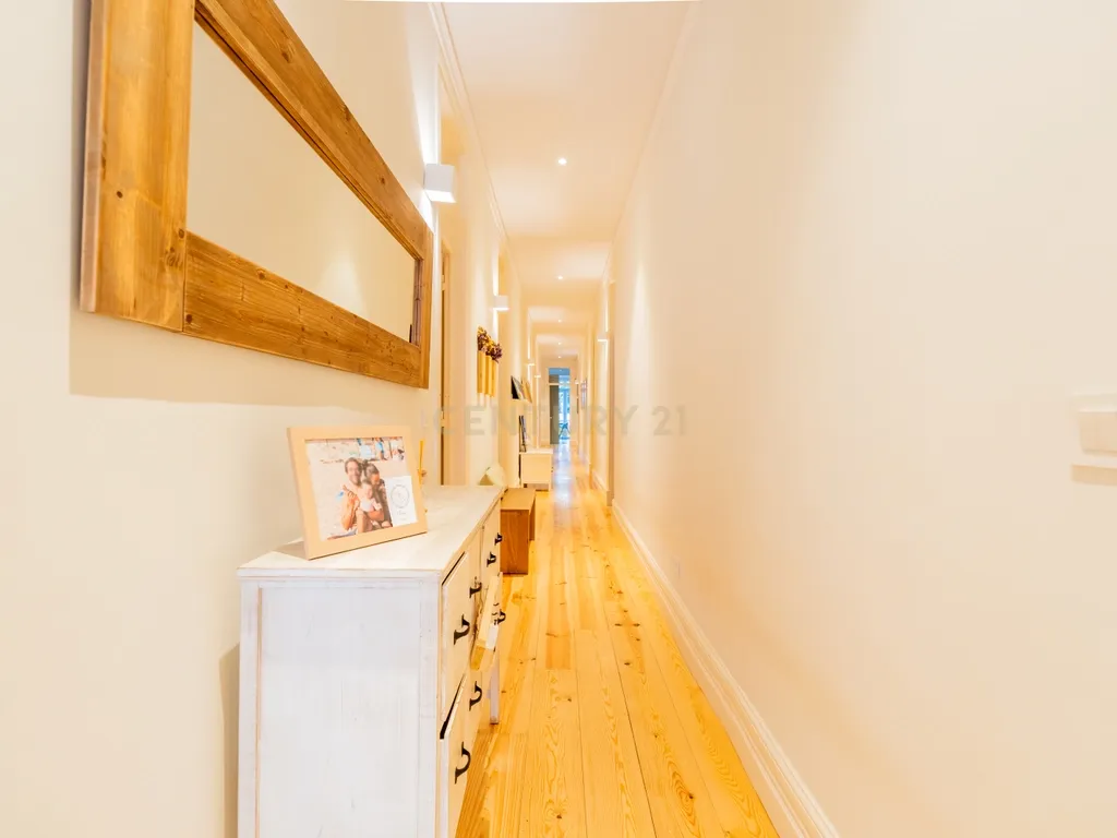 Apartamento T5 de Charme com Jardim Privativo nas Avenidas Novas | Avenida 5 de Outubro, Lisboa - Image 37