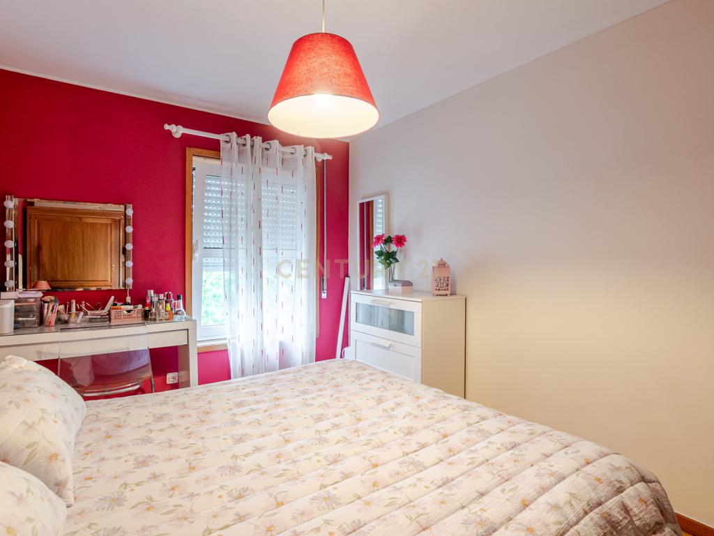 Apartamento T2 na Senhora da Hora, Matosinhos - Image 10
