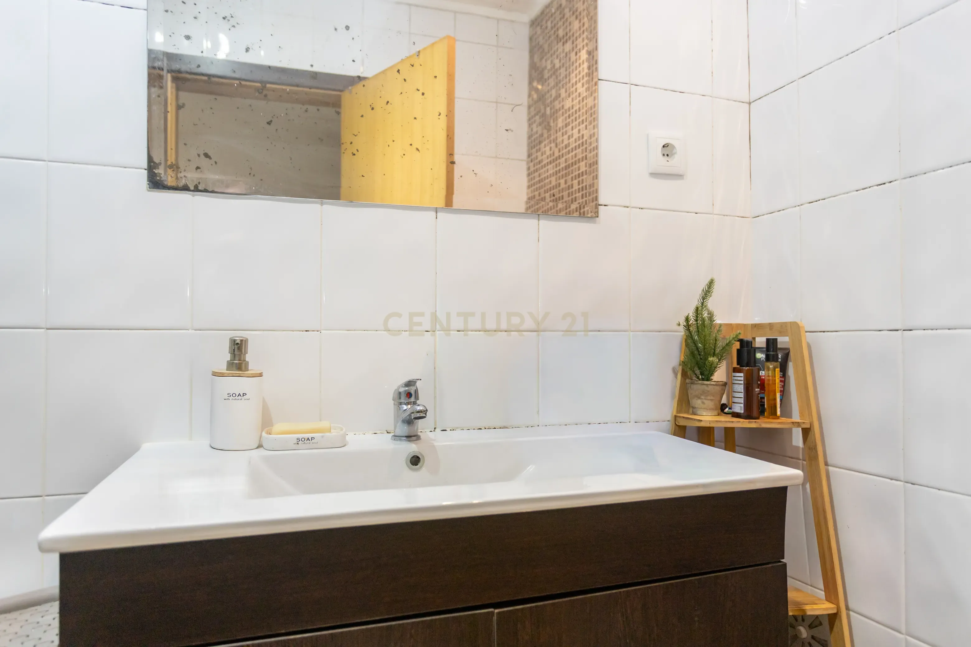 Fotografia 12 de Apartamento T2 em Baixa da Banheira