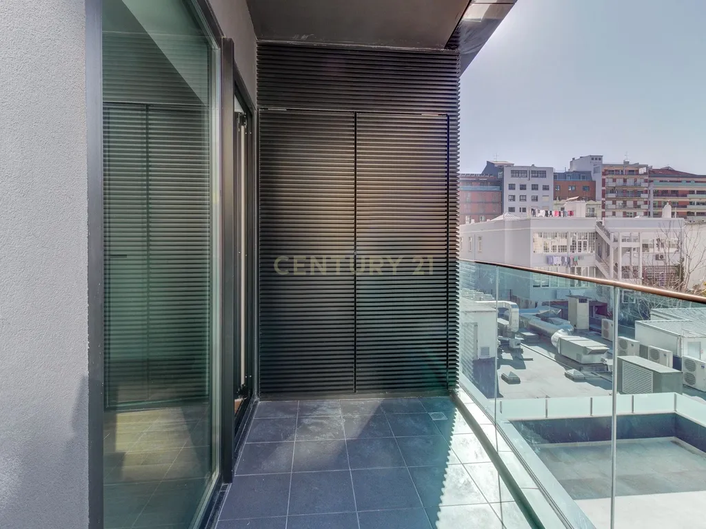 Arrendamento de T1 no Edifício Varino – Avenida da República, Lisboa - Image 15
