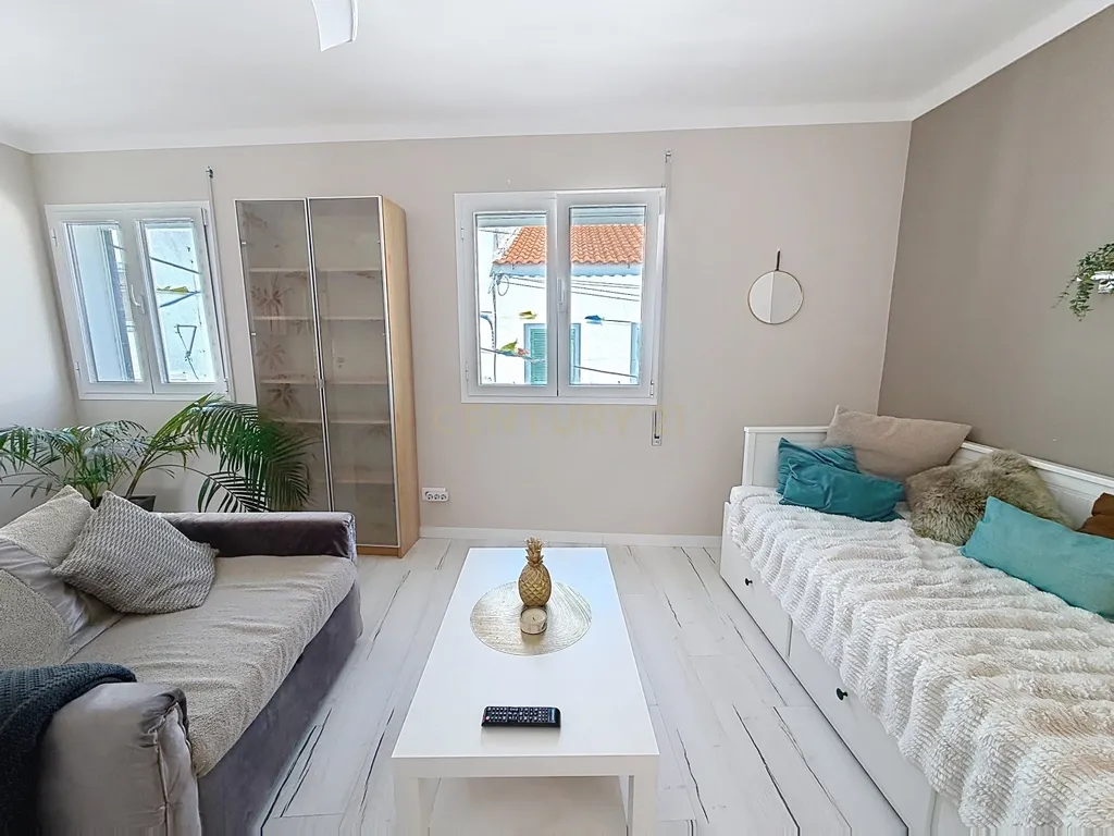 Apartamento T2 para Arrendamento | Vista Mar | Pederneira, Nazaré - Image 8