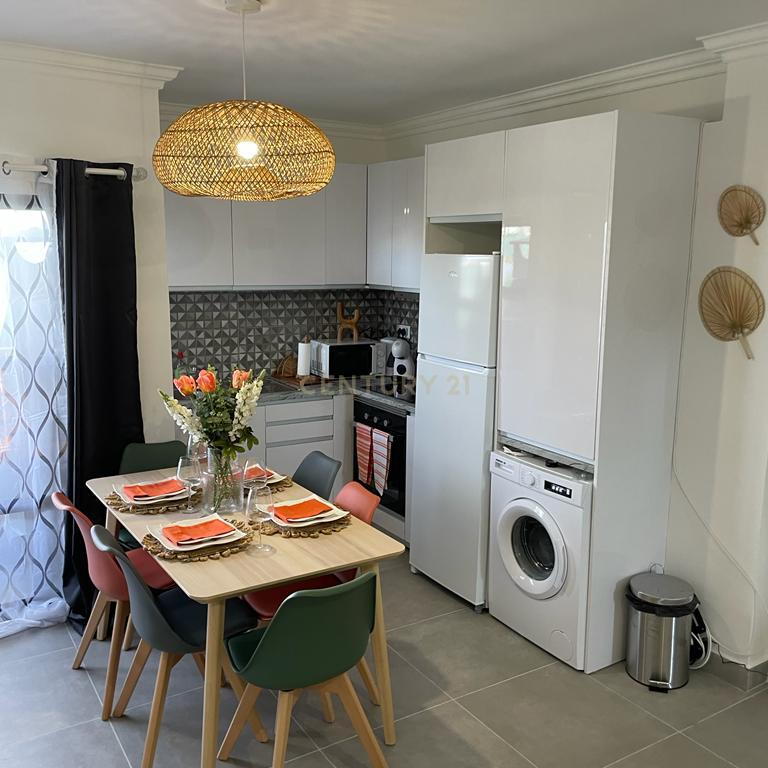 Apartamento T2 Mobilado Condomínio Fechado - Sagres. - Image 10