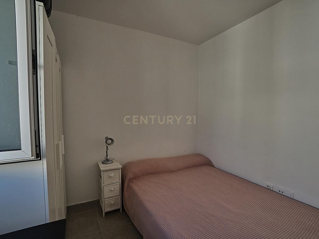  - Image 16