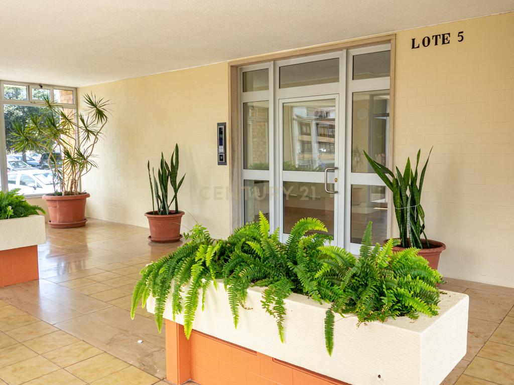 Apartamento T2 com vista mar, Parede - Cascais - Image 4
