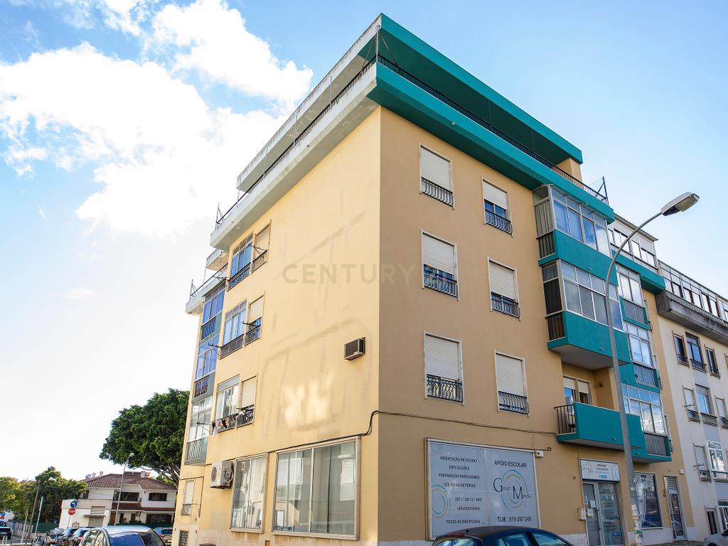 Apartamento T6 | Último Andar | 226m² | Quinta das Palmeiras, Oeiras - Image 10
