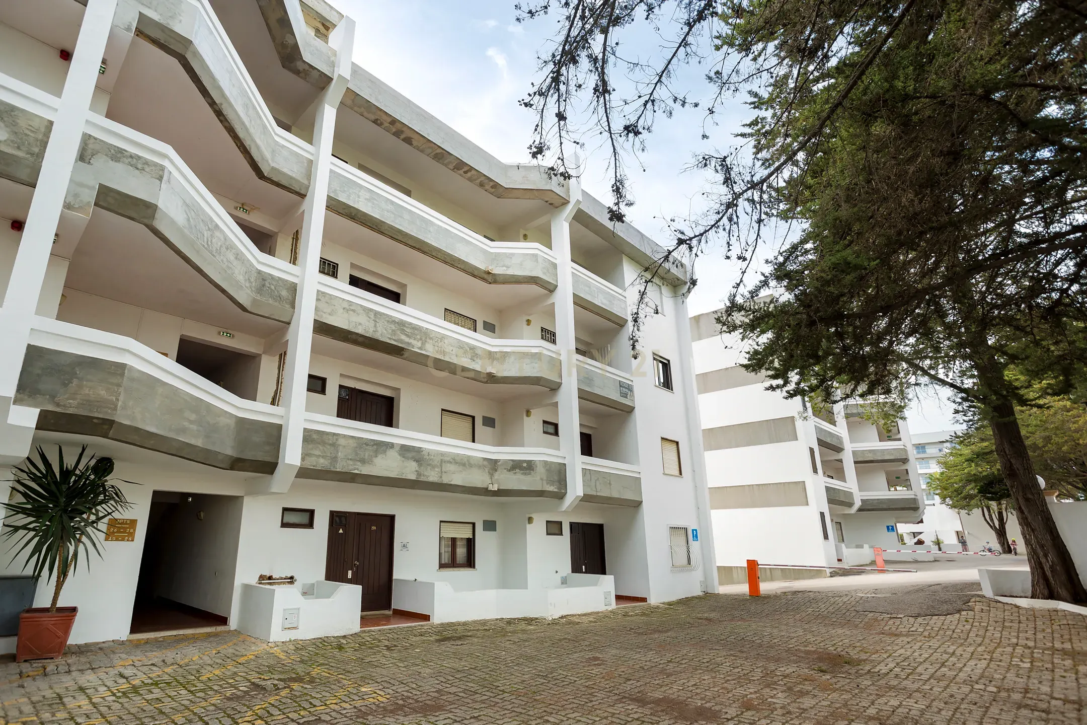 Apartamento T2 | Condomínio Balaia Mar e Hotel | Albufeira | Algarve - Image 33