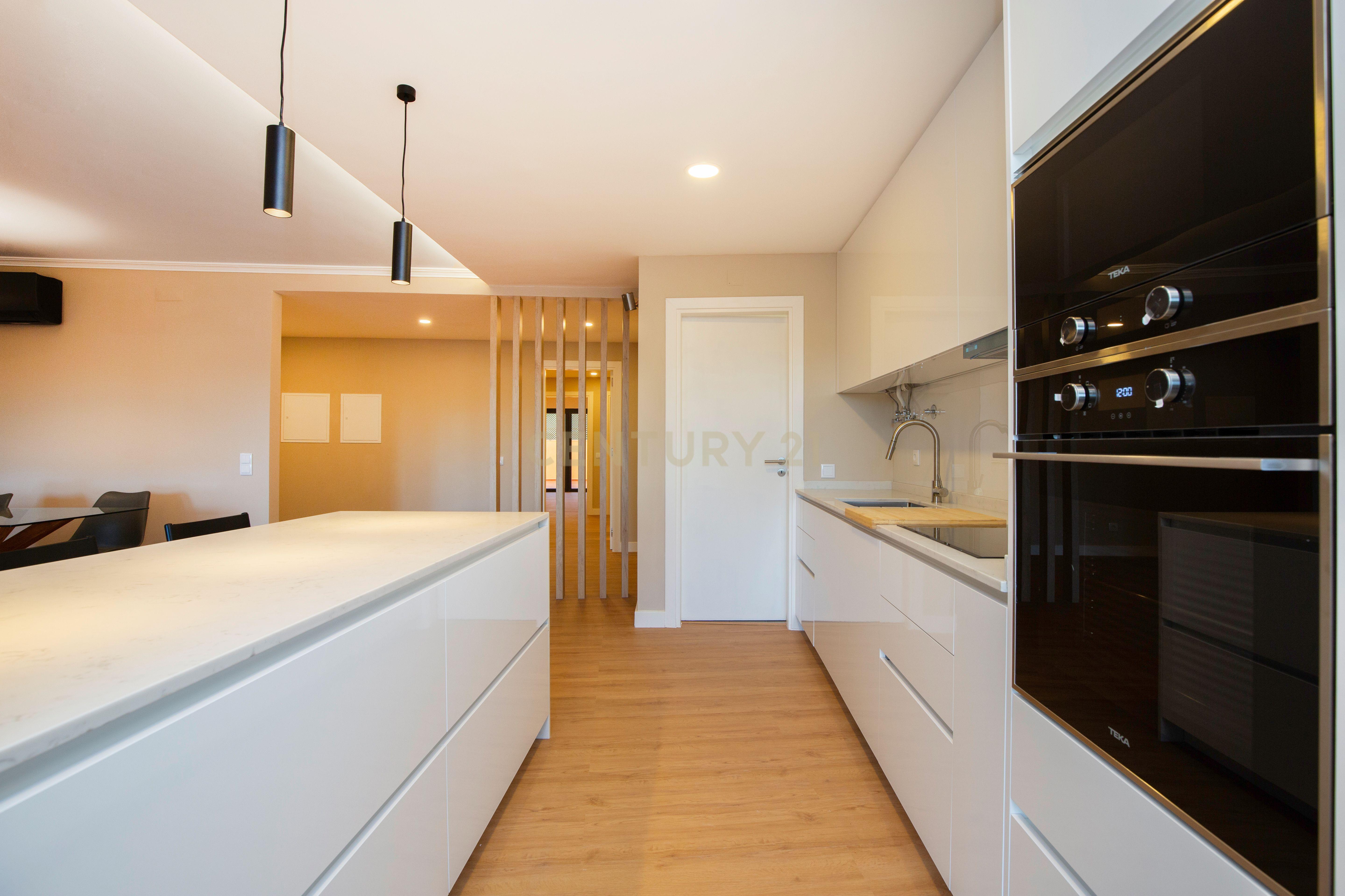Apartamento T3 Remodelado na Exclusiva Quinta da Graciosa, Estoril - Image 6