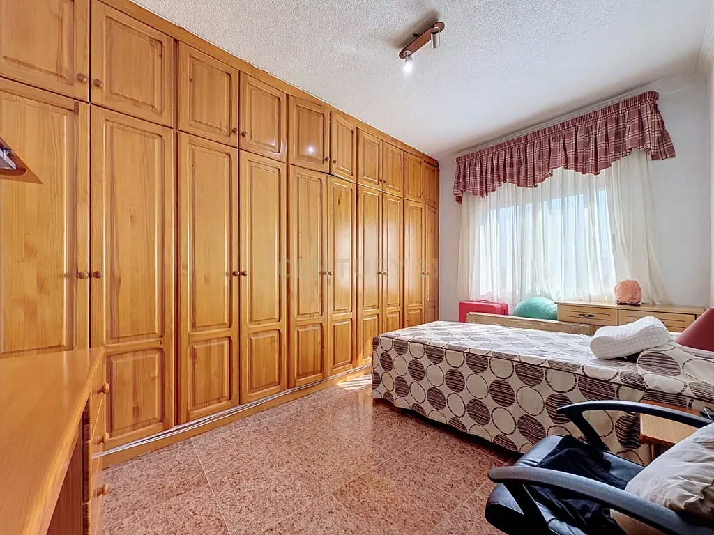 Oportunidade única de investimento: habitação, instalações de lazer e terreno em San Felipe Neri - Image 44