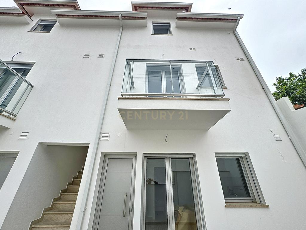 Novo Apartamento Duplex em Nazaré: A Sua Próxima Casa - Image 28