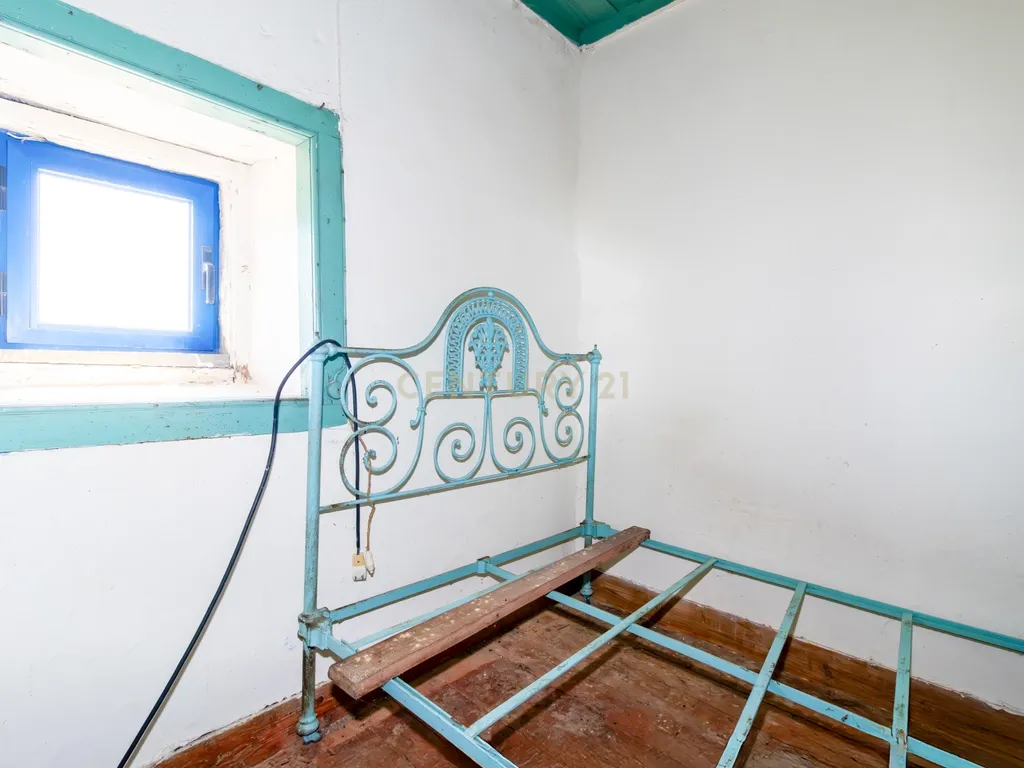 Moradia T2 para reconstrução em Casais da Abadia, Caxarias, Ourém - Image 13
