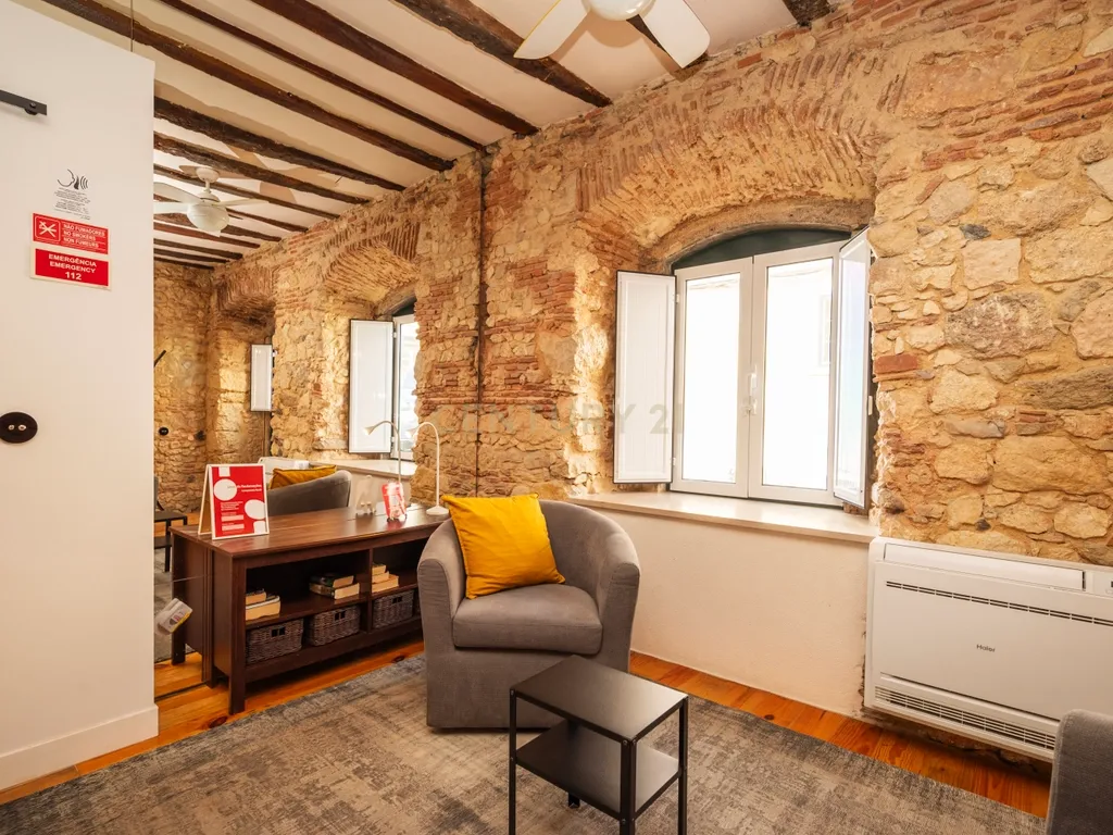 Apartamento T0 Lisboa com Licença AL Yield 10% - Image 13