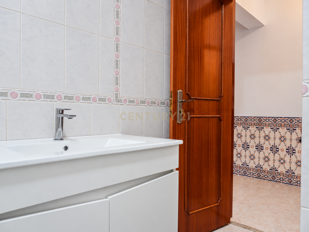 🏡 Apartamento T2 com Vista Rio e Serra no Bom Sucesso | Alverca do Ribatejo - Image 11